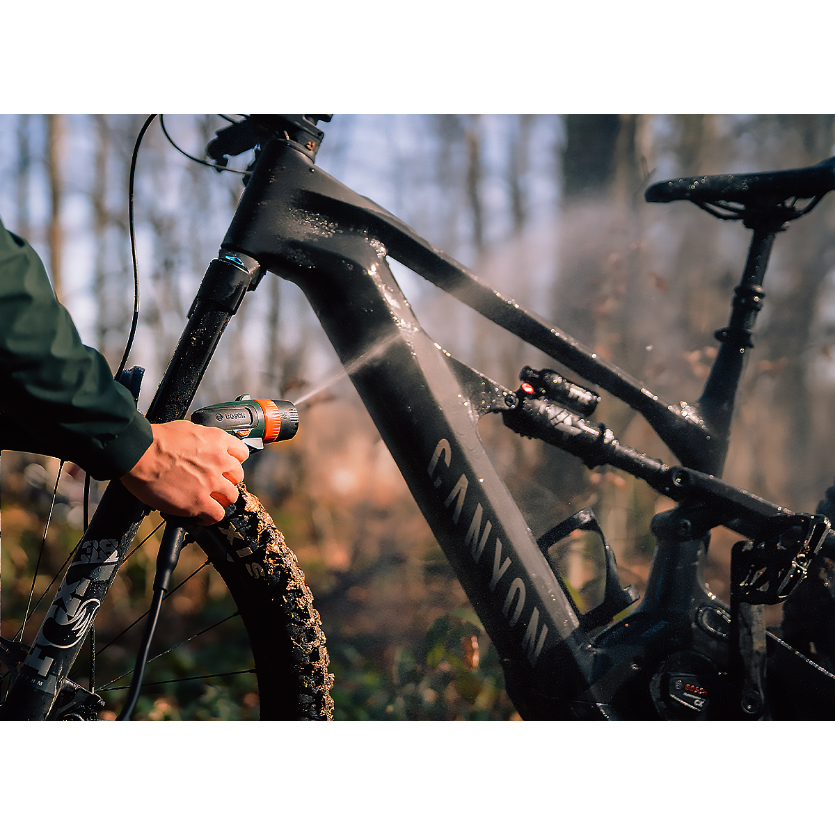 BOSCH Fontus 18V-6 Idropulitrice a batteria per bici